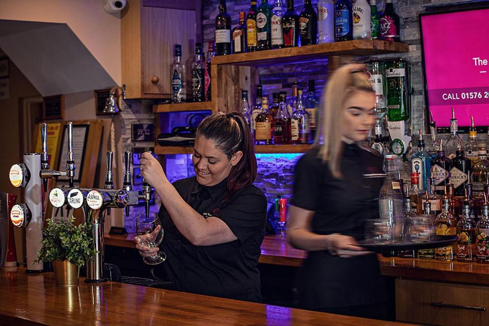 The Townhead Hotel Lockerbie Buitenkant foto
