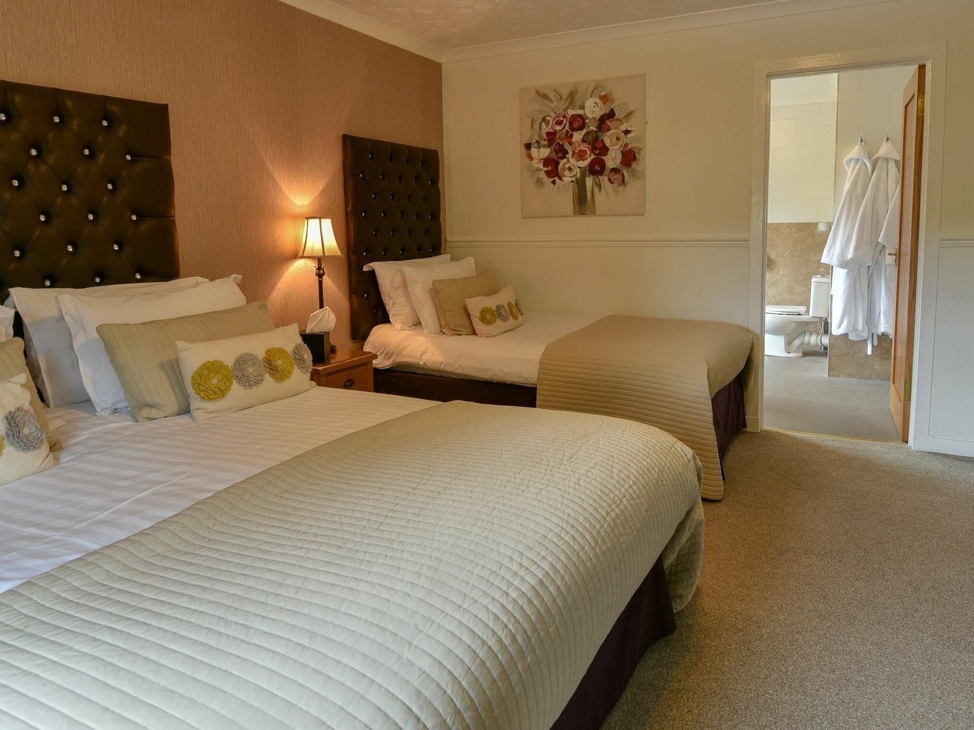 The Townhead Hotel Lockerbie Buitenkant foto