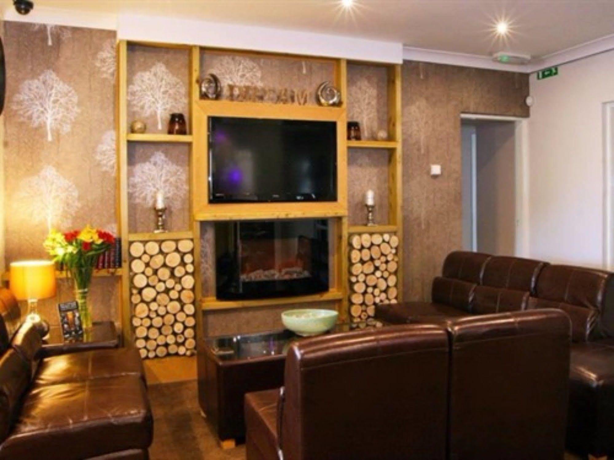 The Townhead Hotel Lockerbie Buitenkant foto